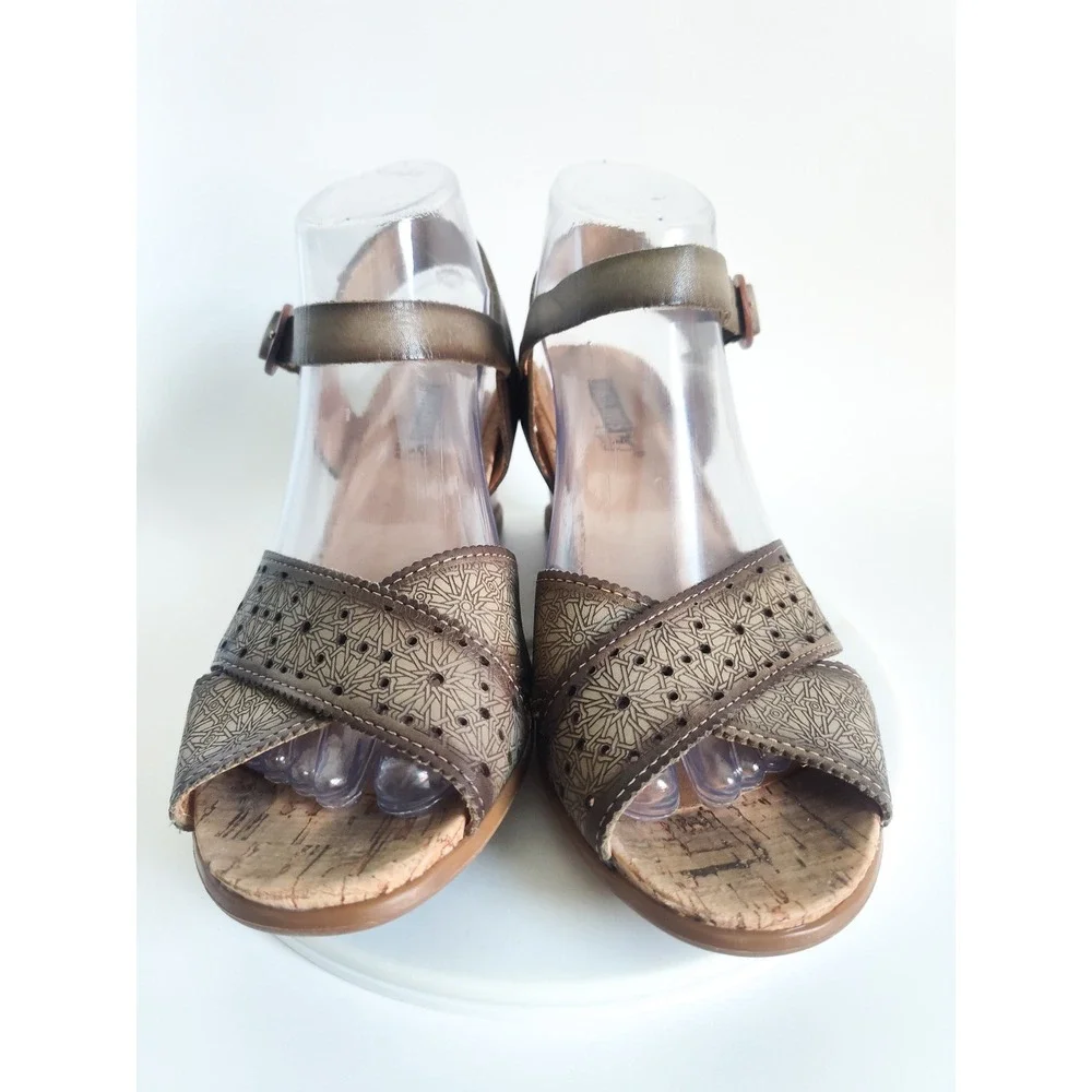 Pikolinos Wedge Sandals 9 39 Laurel Olive Green Leather Laser Cut Boho Earthy